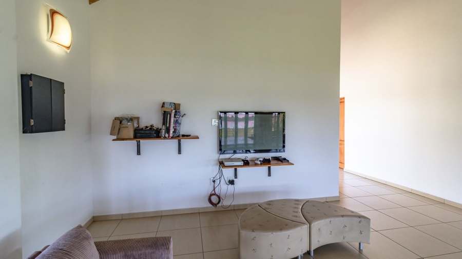 7 Bedroom Property for Sale in Oranjeville Free State